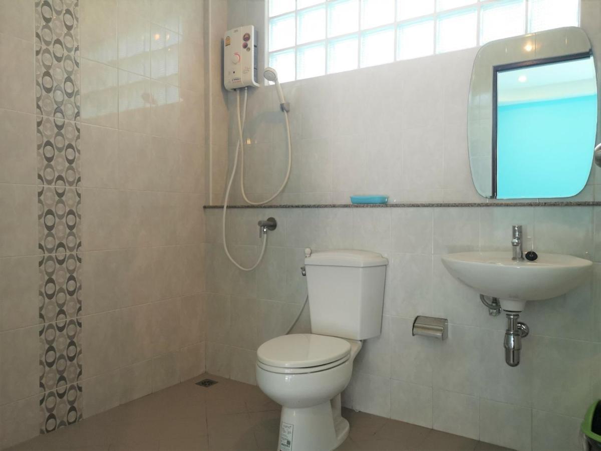 โรงแรมห้วยทราย Huaisai Hotel Ban Nong Nak Exterior photo