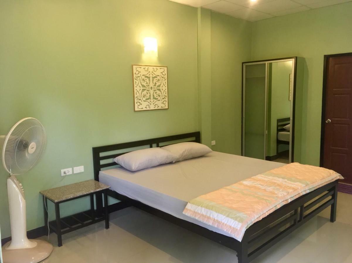โรงแรมห้วยทราย Huaisai Hotel Ban Nong Nak Exterior photo