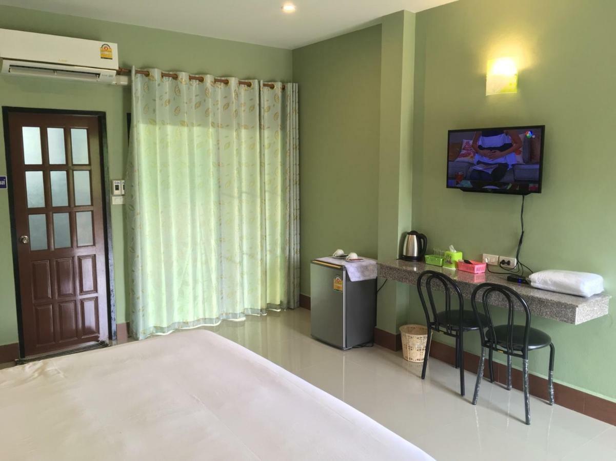 โรงแรมห้วยทราย Huaisai Hotel Ban Nong Nak Exterior photo