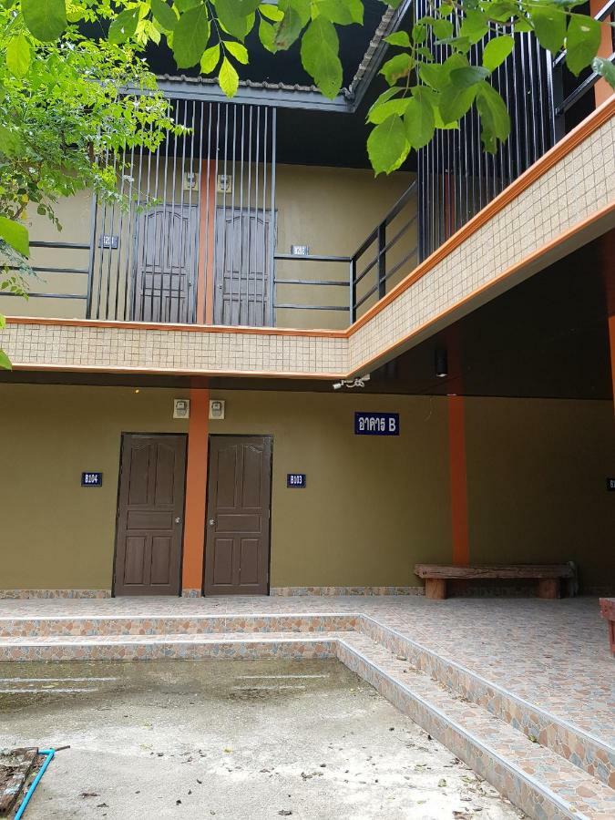 โรงแรมห้วยทราย Huaisai Hotel Ban Nong Nak Exterior photo