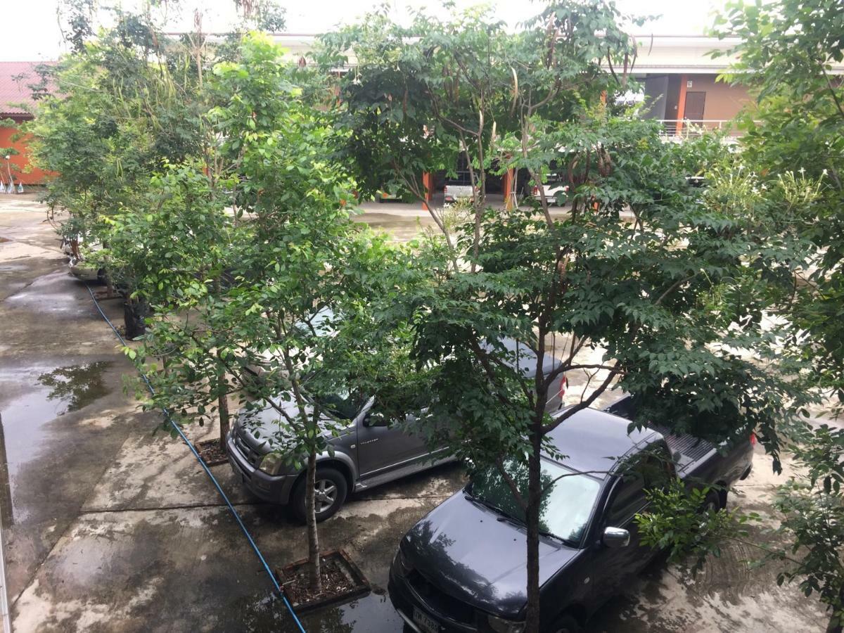 โรงแรมห้วยทราย Huaisai Hotel Ban Nong Nak Exterior photo