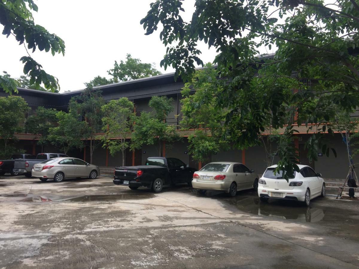 โรงแรมห้วยทราย Huaisai Hotel Ban Nong Nak Exterior photo