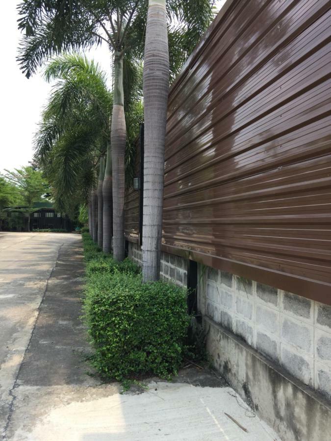 โรงแรมห้วยทราย Huaisai Hotel Ban Nong Nak Exterior photo
