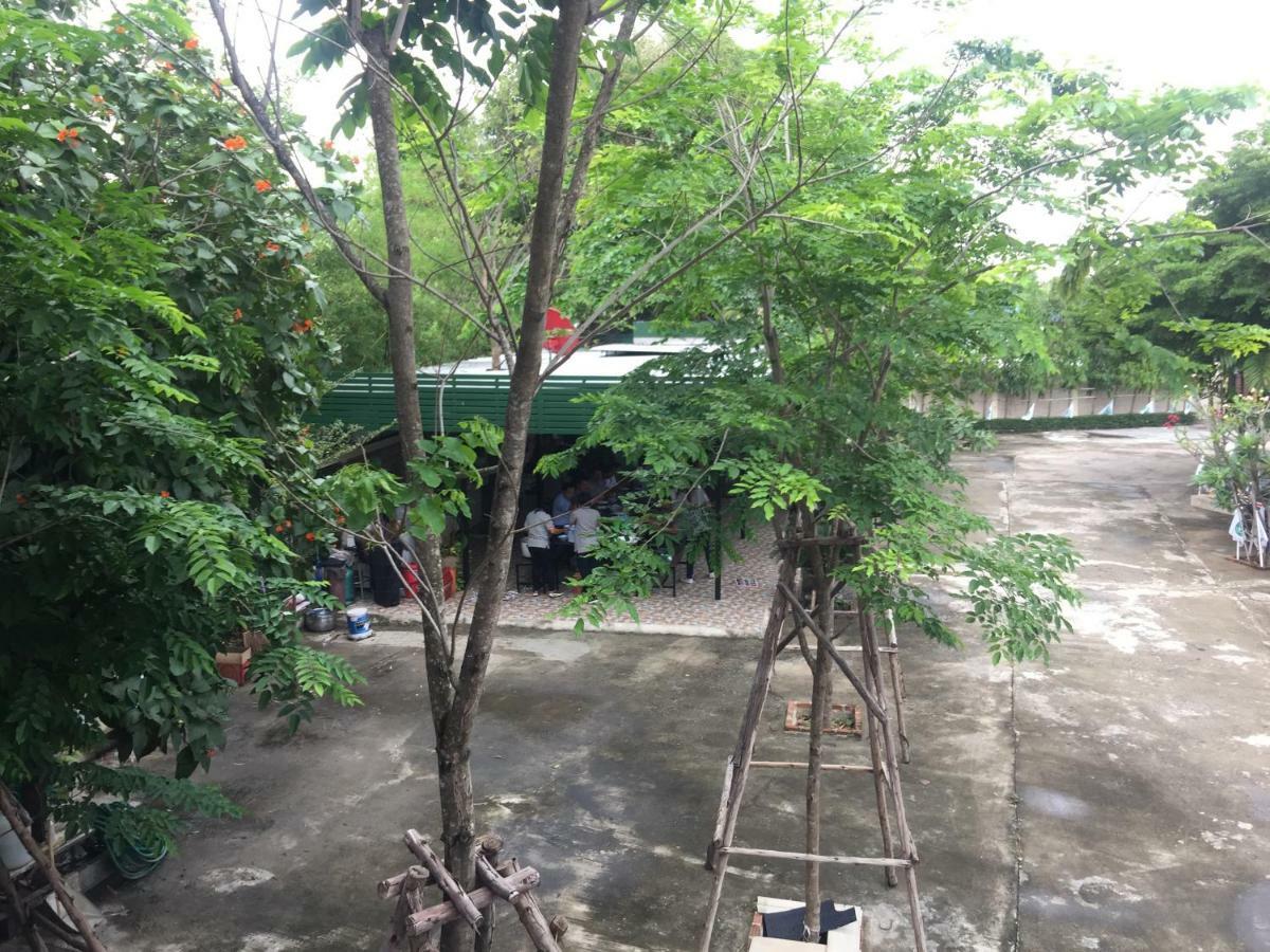 โรงแรมห้วยทราย Huaisai Hotel Ban Nong Nak Exterior photo